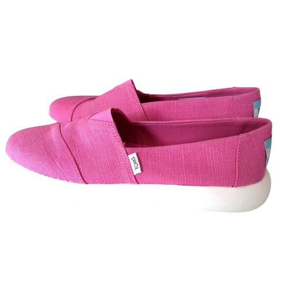 Tom's Alpagata Mallow loafer Barbiecore pink 8 1/2 women. Sustainable comfort - Picture 2 of 7